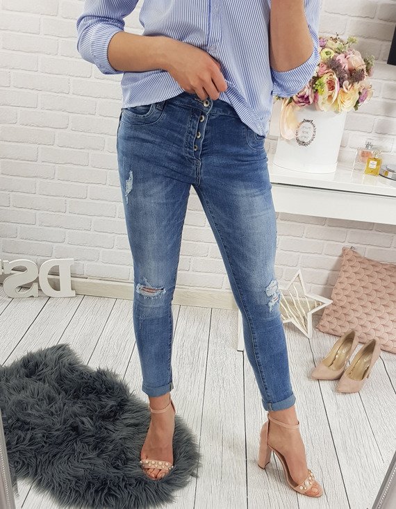 spodnie damskie jeansowe - stylizacja